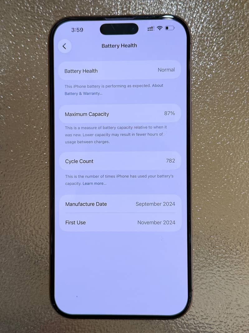 Apple iPhone 16 Pro Max 1