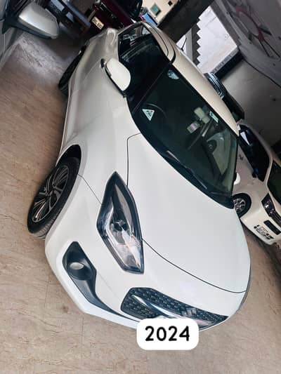 Suzuki Swift Glx Top of the line  2024 model