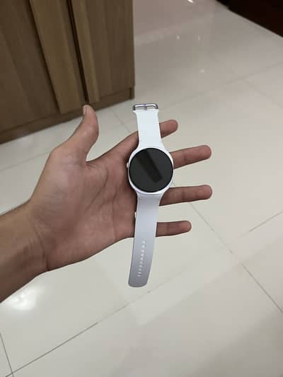 samsung watch 8 new just box open never used