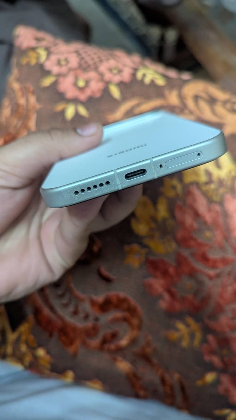 Xiaomi 17 Pro Max 7