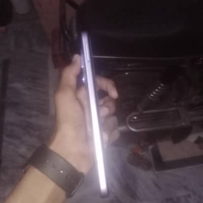 Infinix Hot 50i