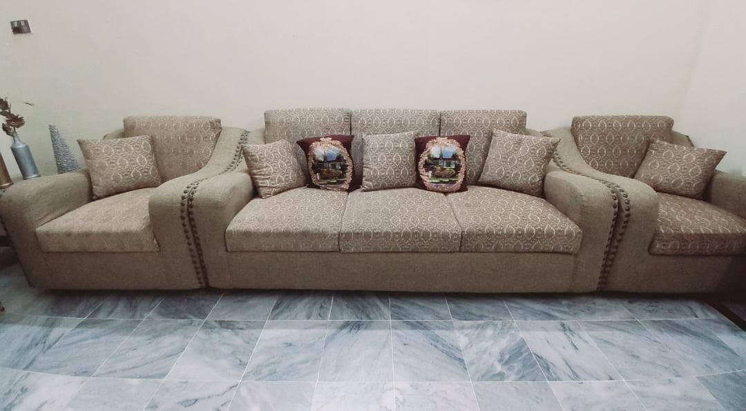 7 Seater Sofa Set 0
