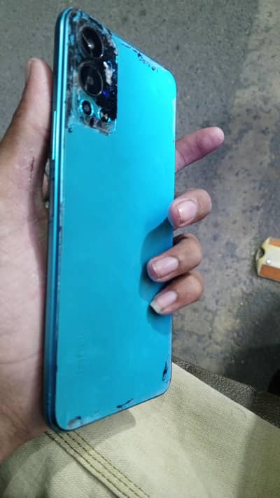 Infinix Hot 12