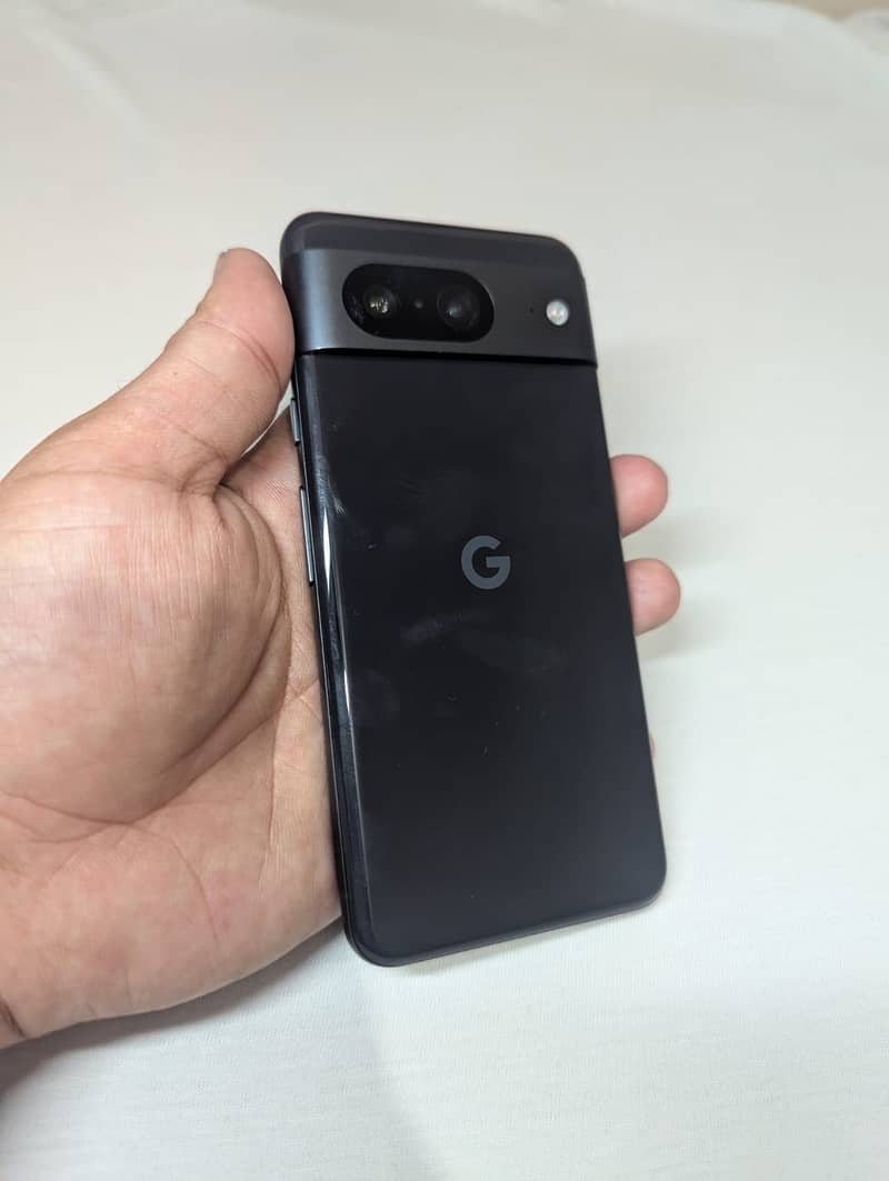 Google Pixel 8 5