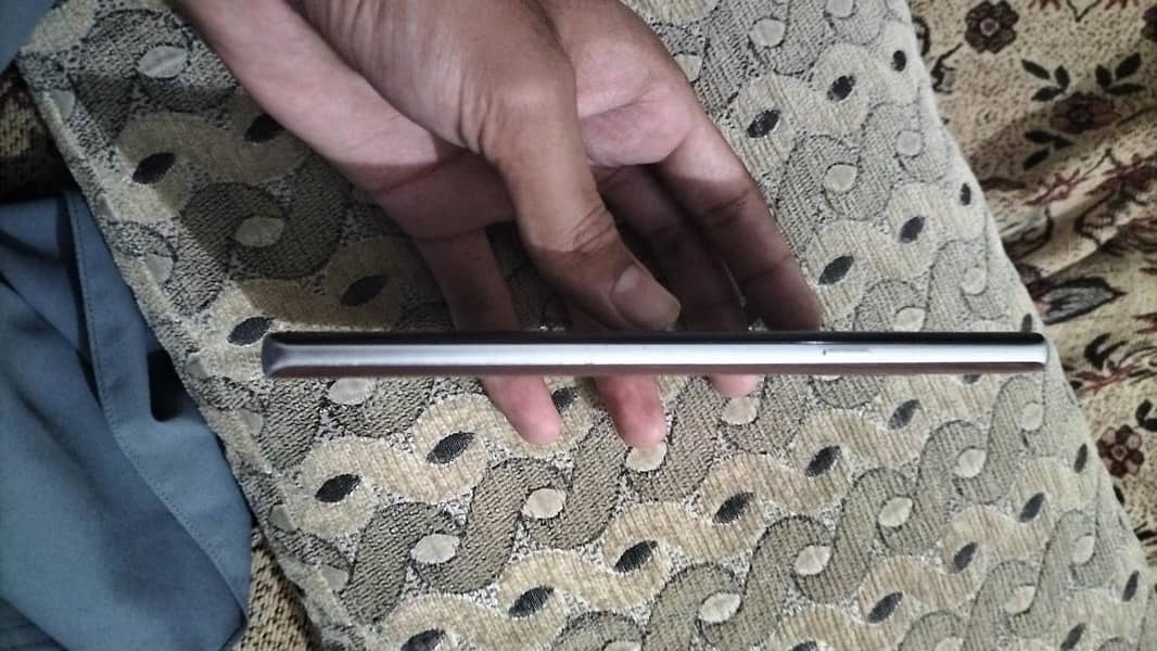 Samsung Mobile Note 9 3