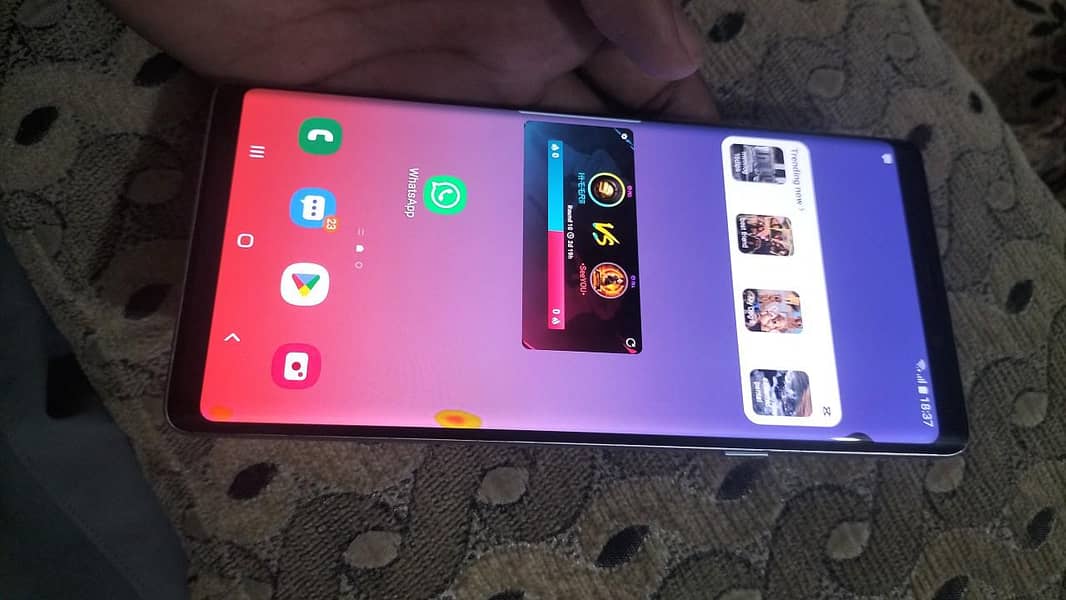 Samsung Mobile Note 9 6