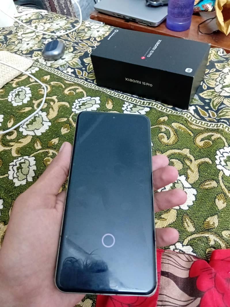 Xiaomi 15 Pro 3
