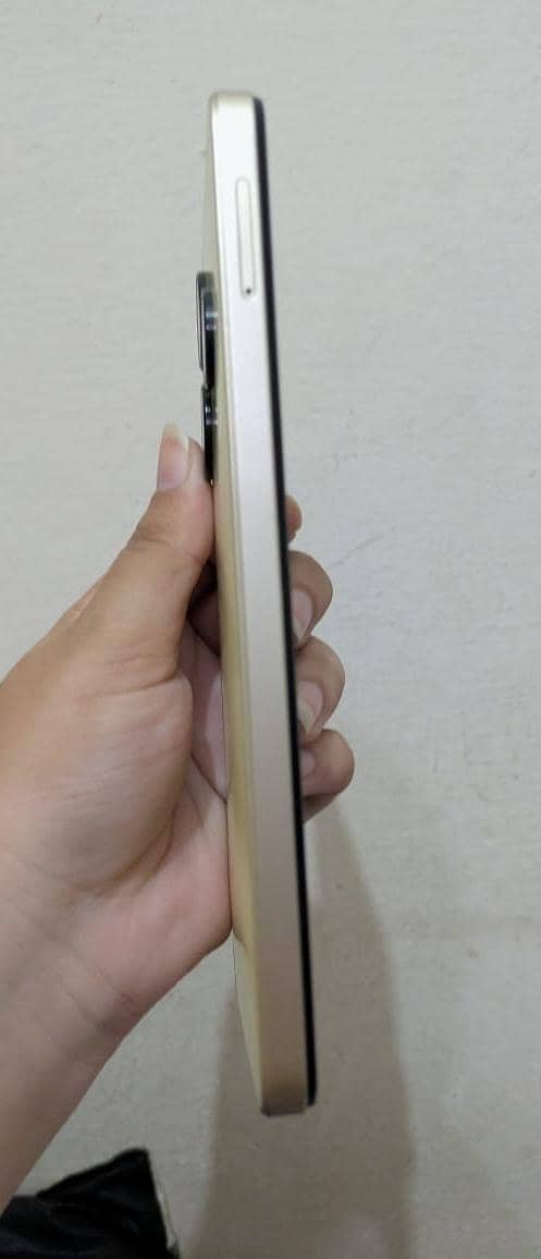 Tecno Spark 20C 3