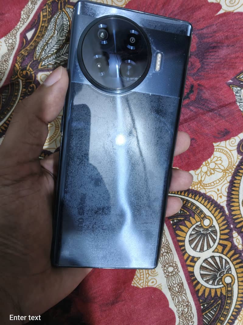 Tecno Spark 20 Pro Plus 0