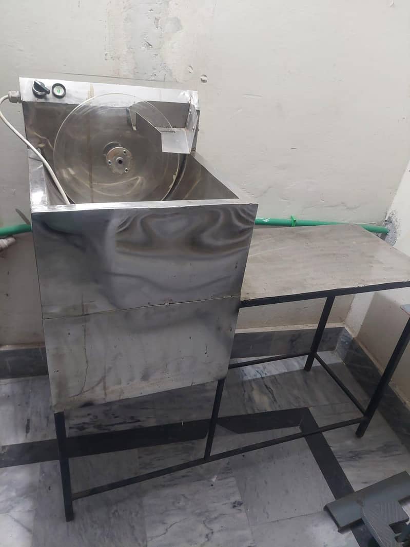 Chocolate making machine 2