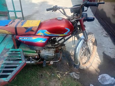 riska 100 cc bike