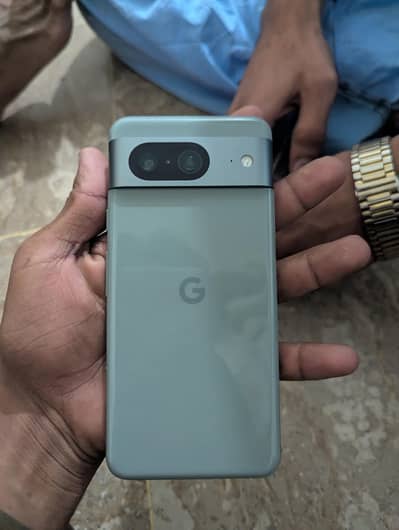 Google Pixel 8
