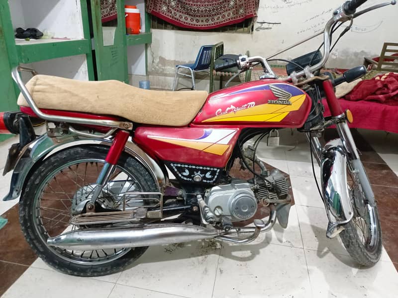 Honda CD70 0