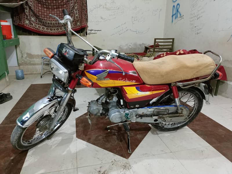 Honda CD70 3