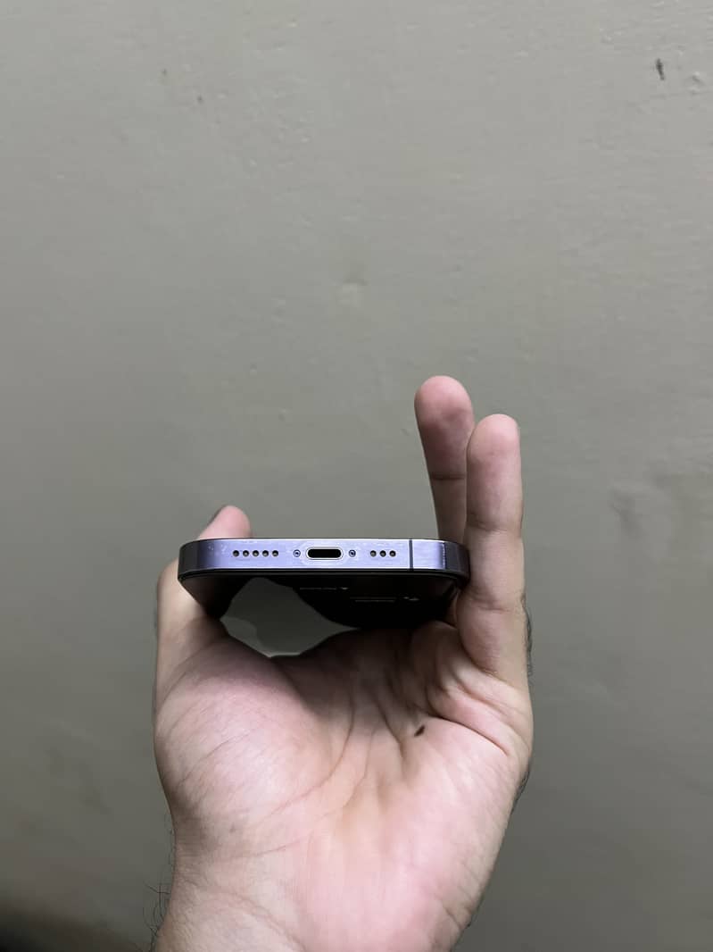 Apple iPhone 14 Pro 3