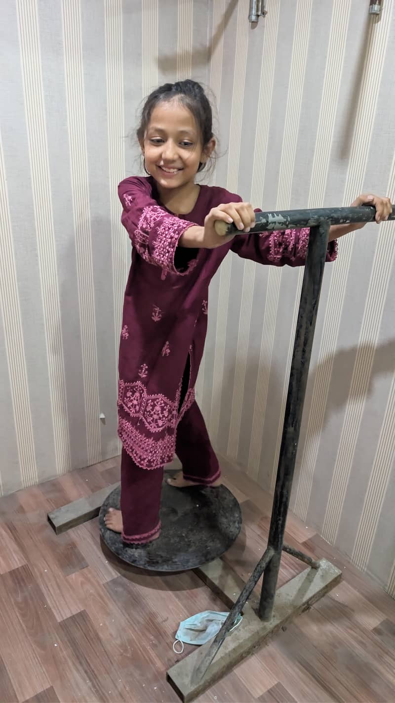 Twist Waist Exercise Machine 1