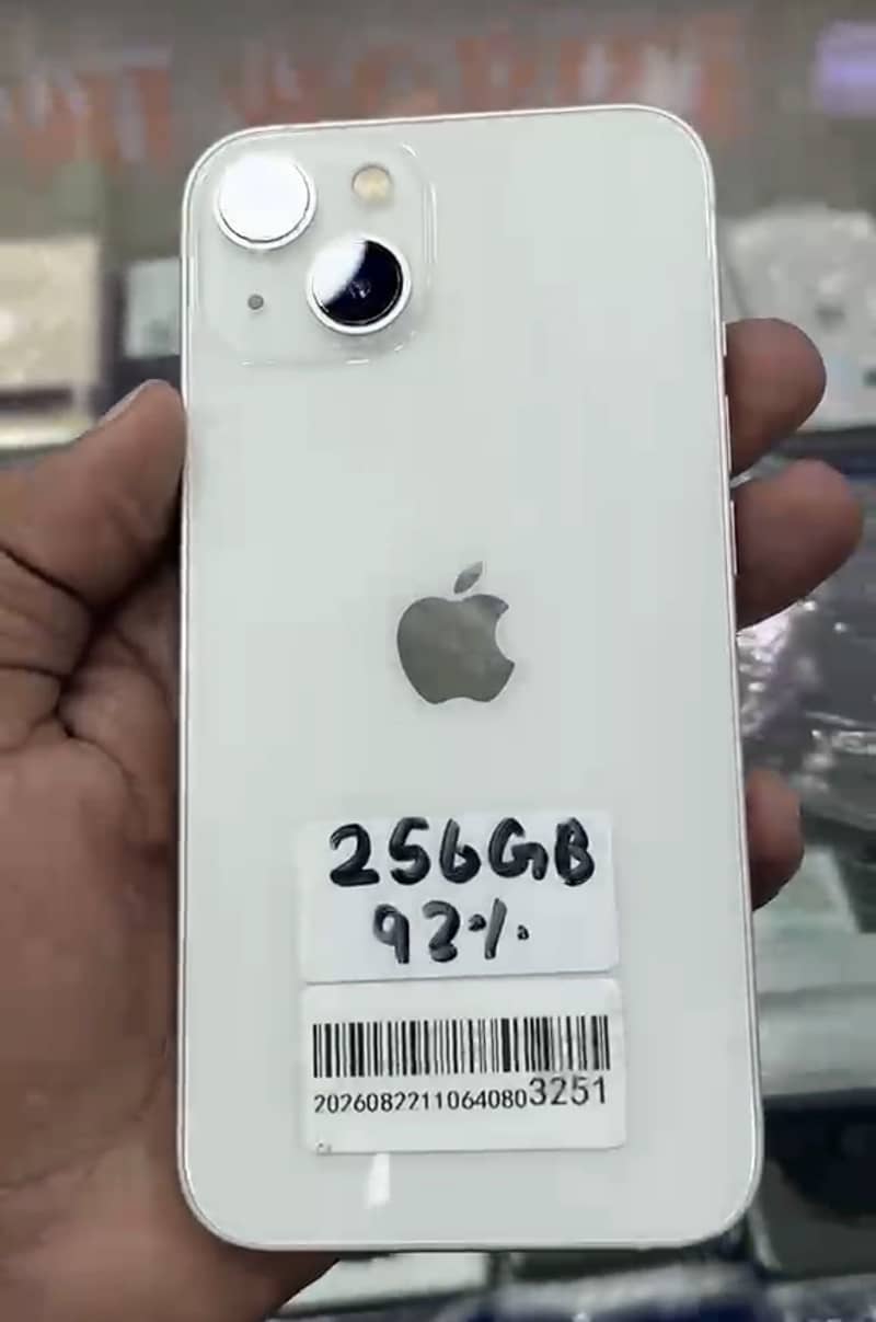 Apple iPhone 13 0