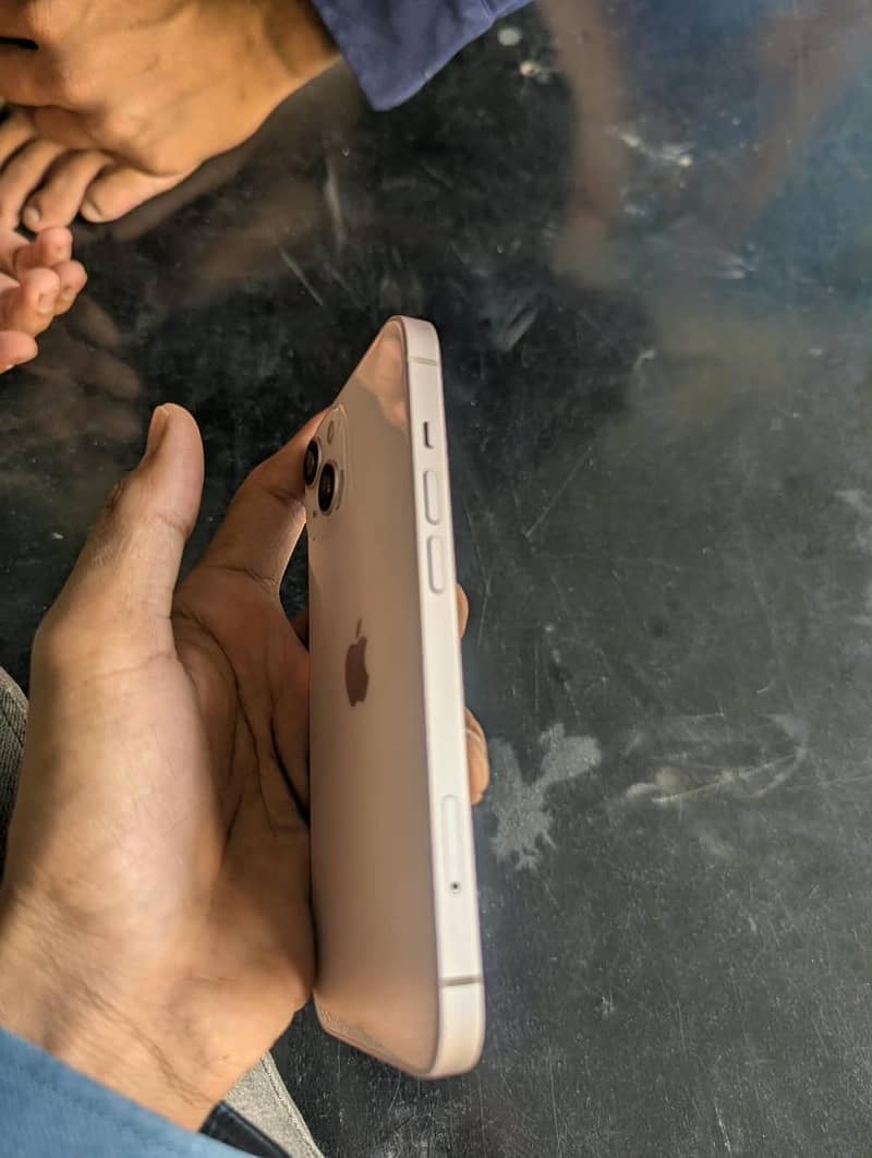 Apple iPhone 13jv 5