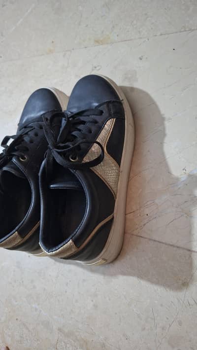 girls shoes
