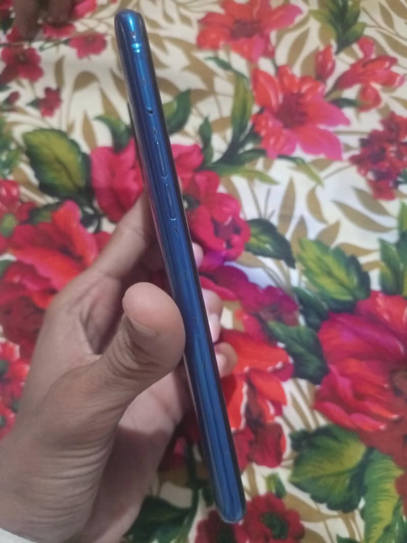 Realme 5 6