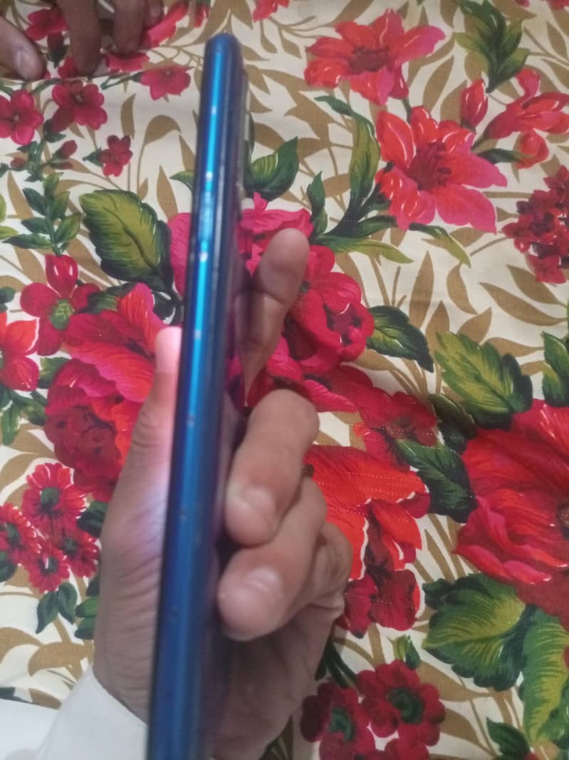 Realme 5 8