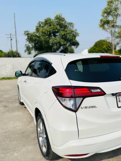 Honda Vezel 2014