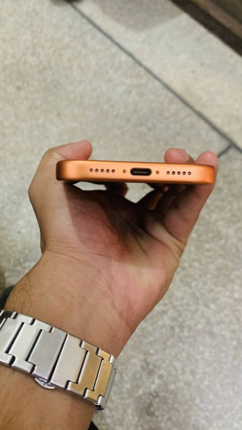 Apple iPhone 17 Pro 4