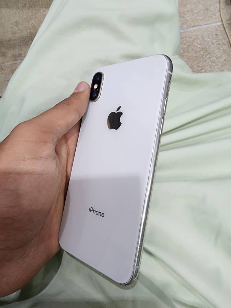 Apple iPhone X 2