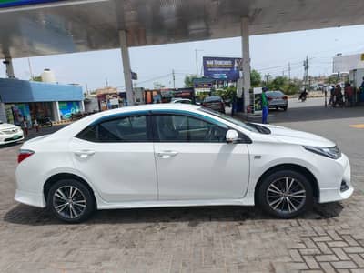 Toyota Corolla Altis 2021