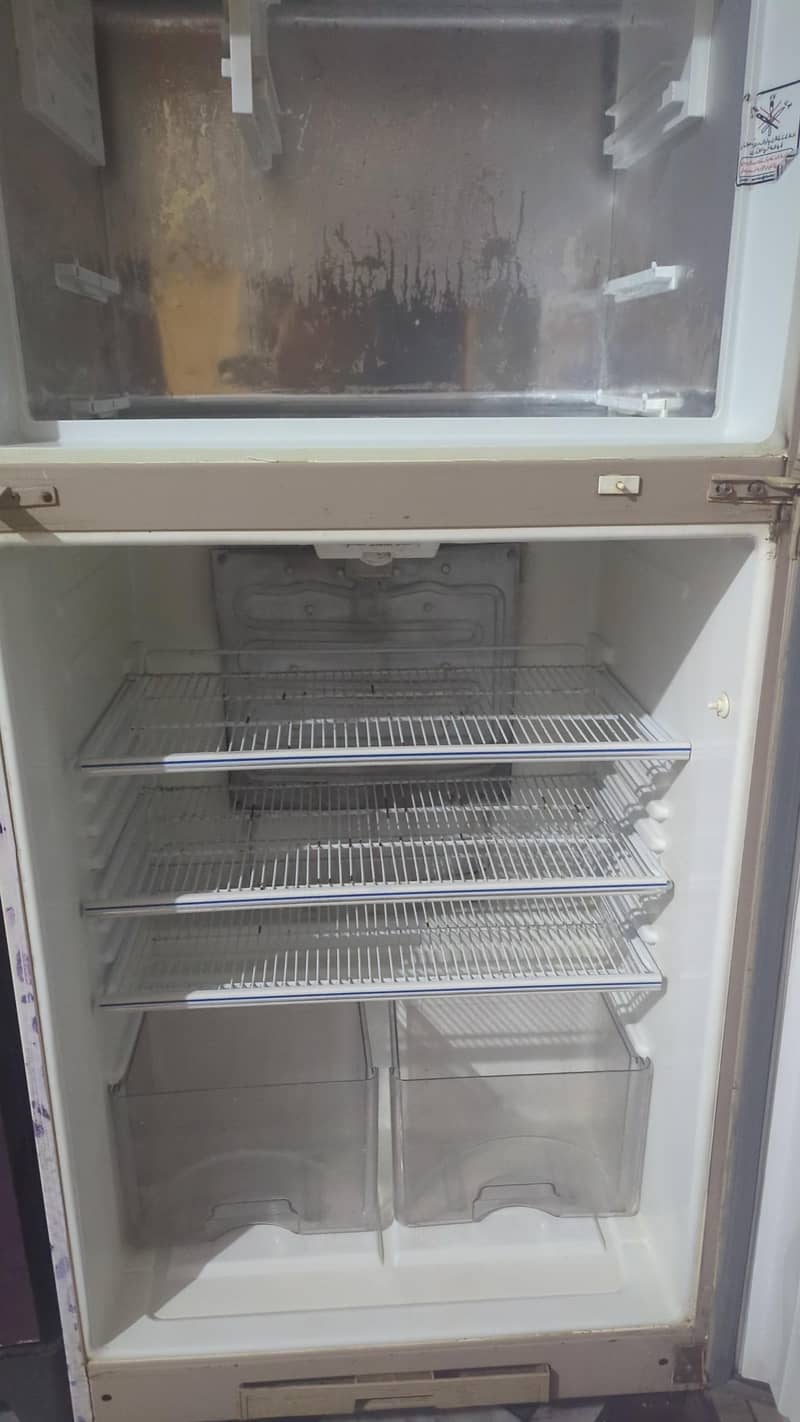 Dawlance refrigerator 1