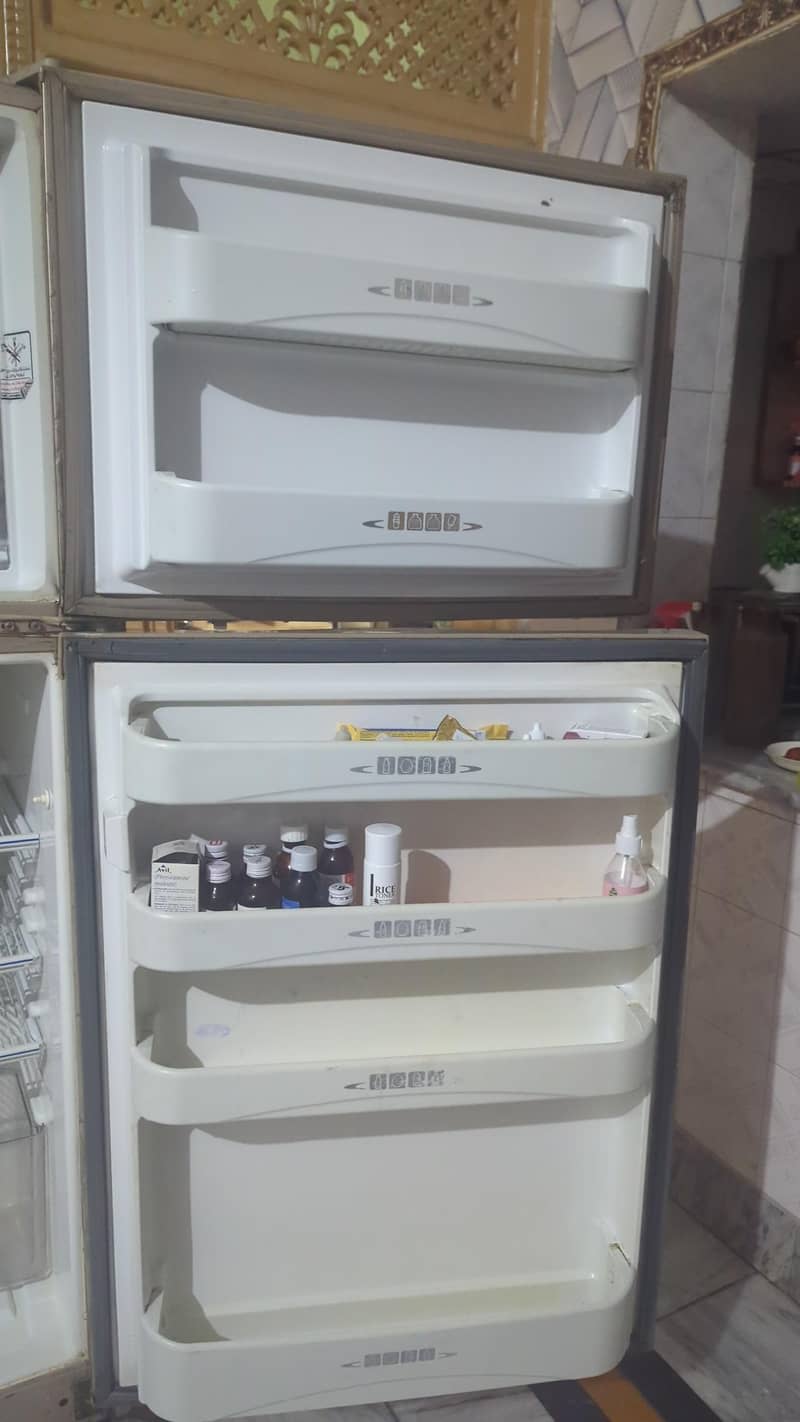 Dawlance refrigerator 6