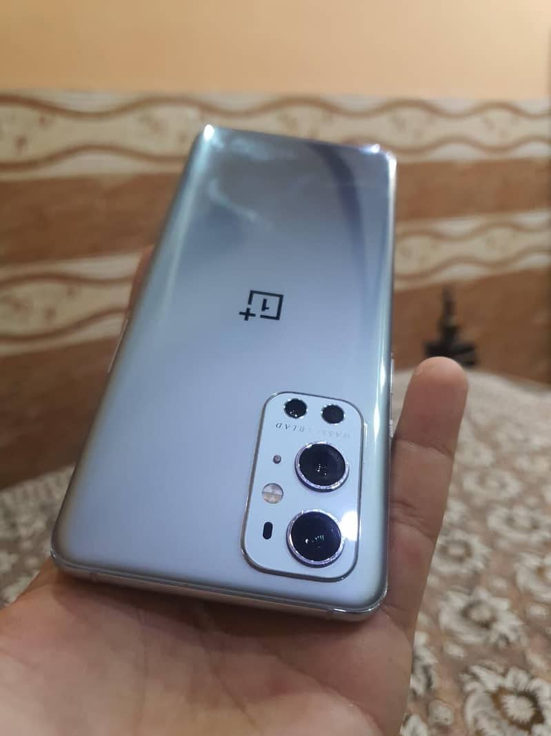 One Plus 9 Pro 4