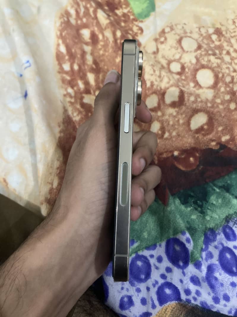 Apple iPhone 14 Pro 5