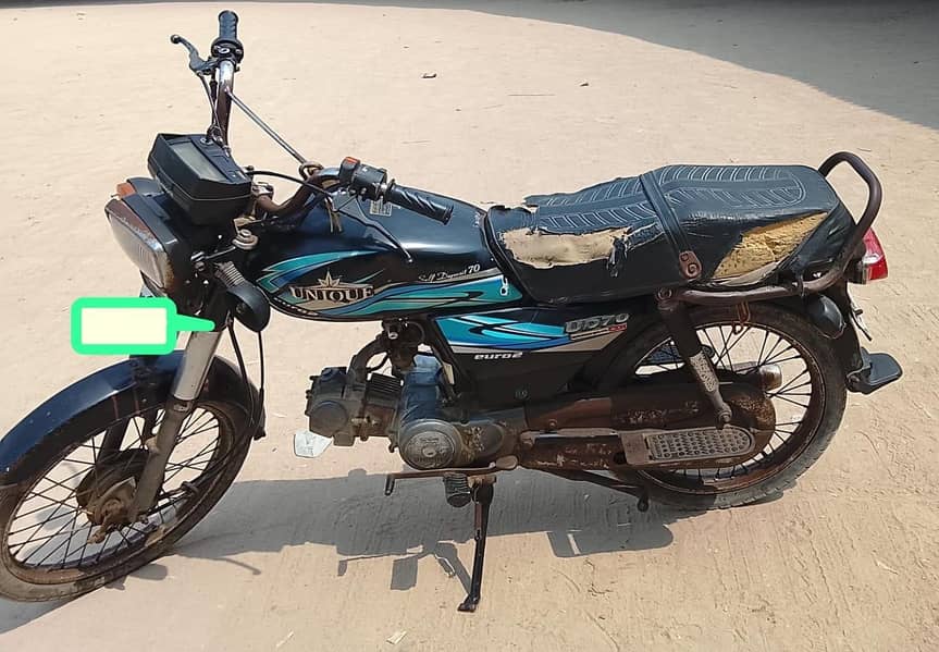 Unique 70 Motorcycle  2016 Model 3
