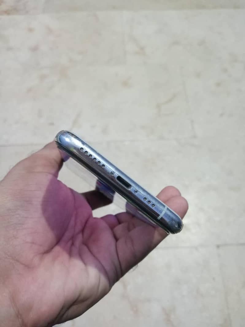 Apple iPhone 11 Pro 5