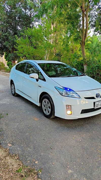 Toyota Prius  2010 Full Option,