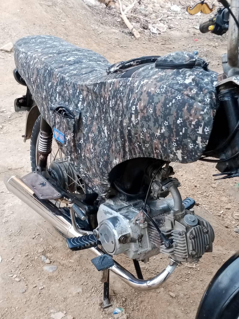 unique 2017 Model Karachi Number - Standard Bikes - 1120535802