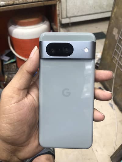 Google Pixel 8