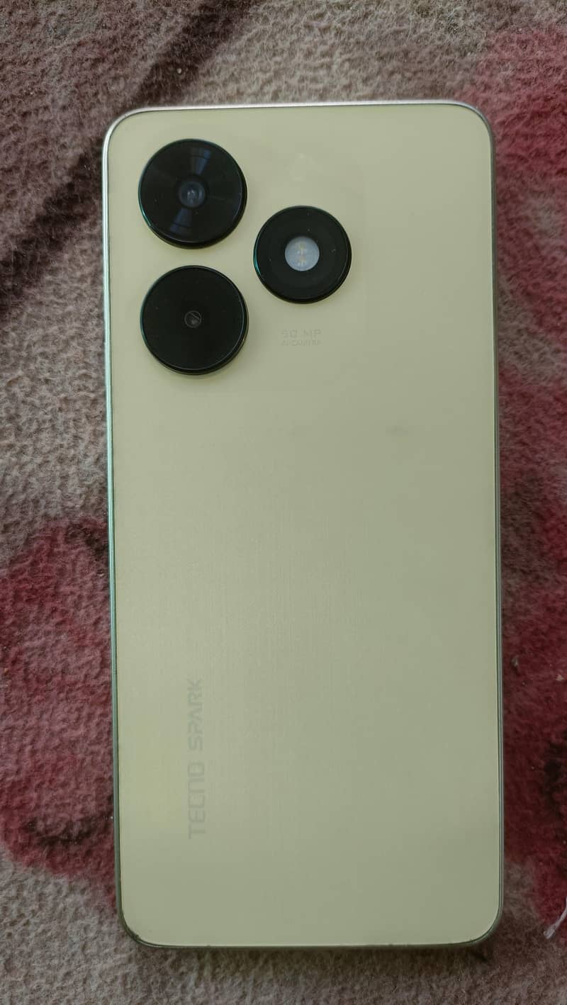 Tecno Spark 20C 1