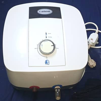 Canon 10 Liter Electric Geyser – Excellent Condition