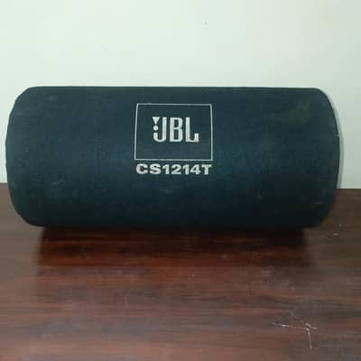 JBL basser