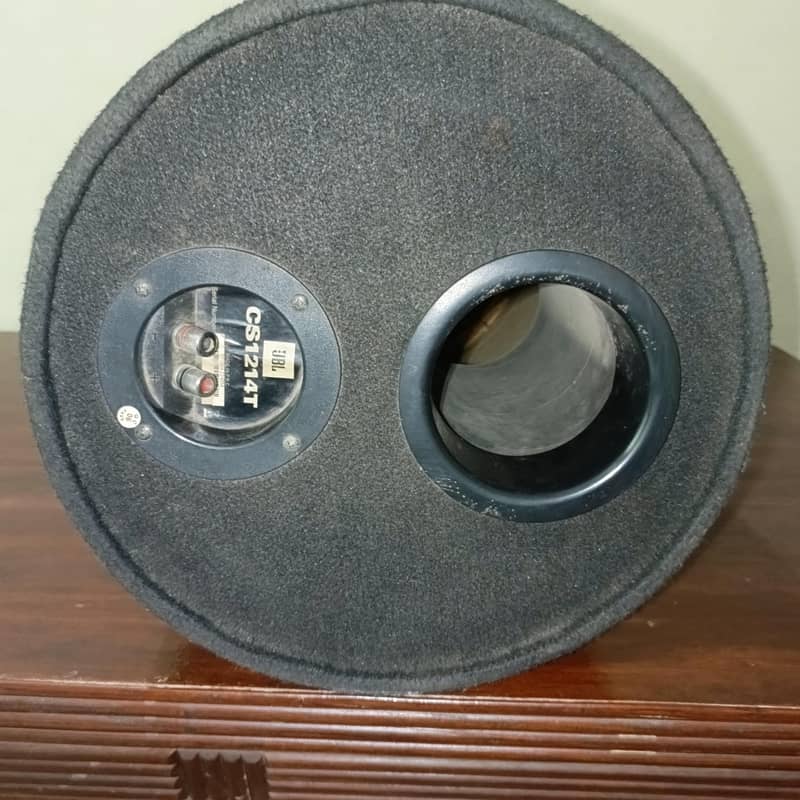 JBL basser 1