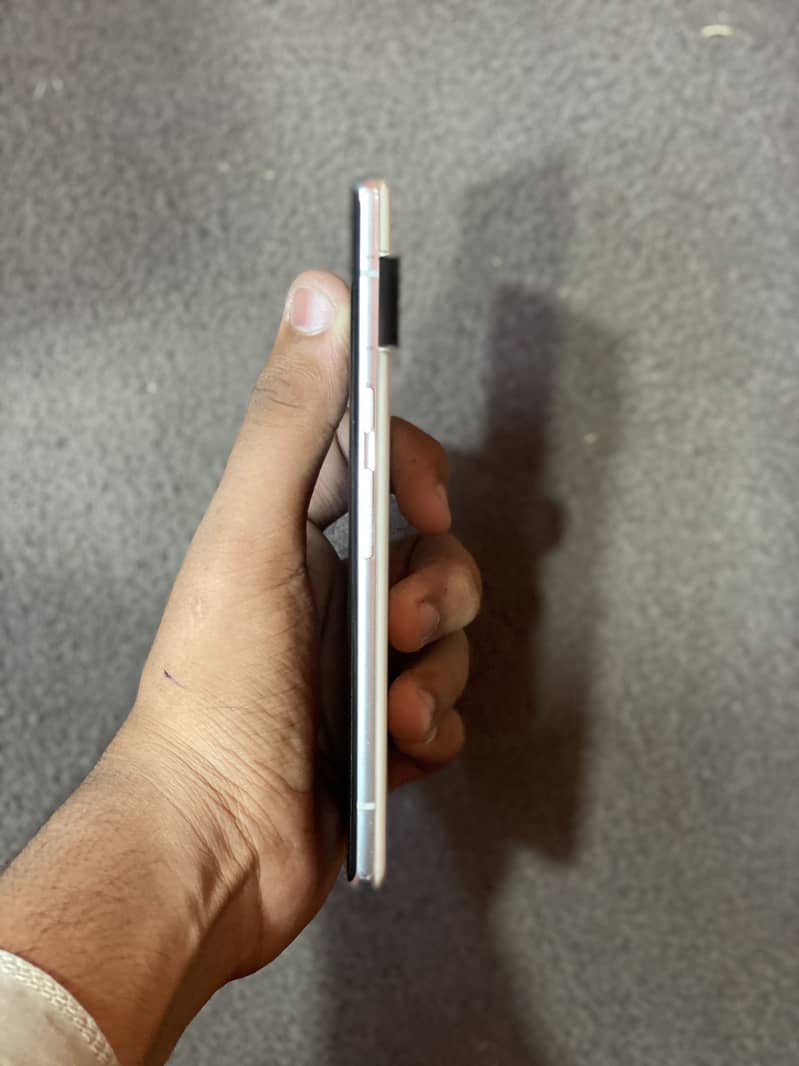 Google Pixel 6 Pro 2