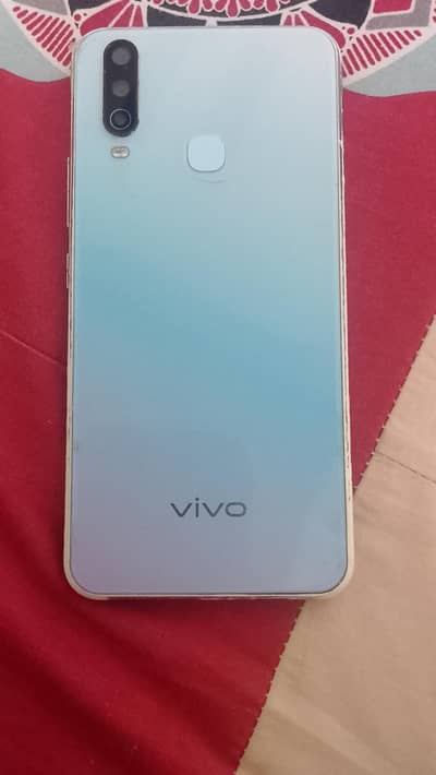 Vivo Y17