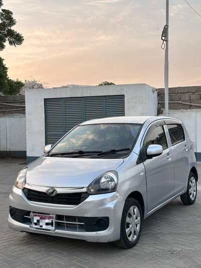 Daihatsu Mira 2014
