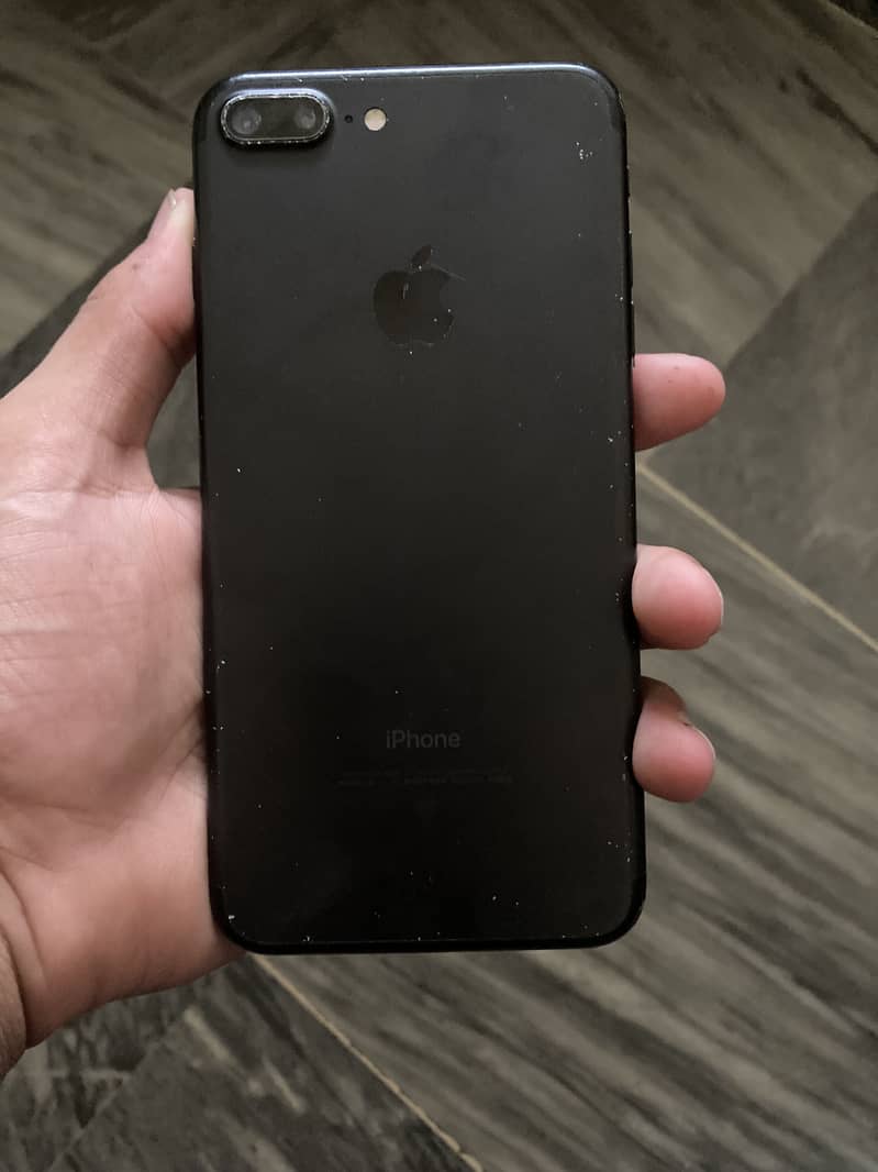 Apple iPhone 7 Plus 0