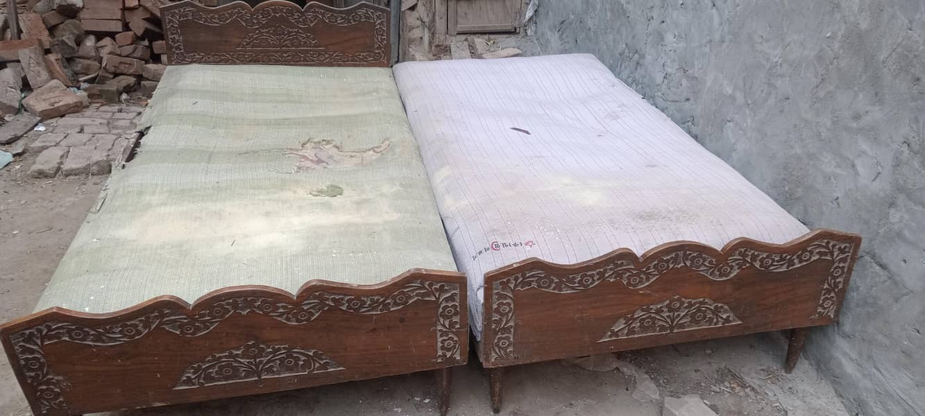 Two pieces single bed 0