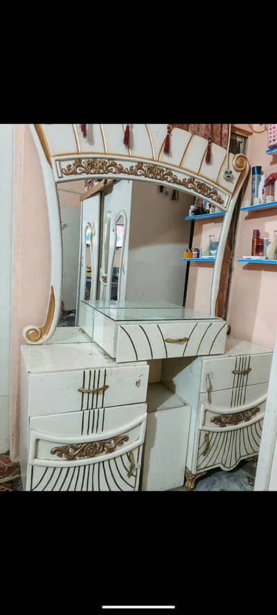 4 piece Bed Set Deco