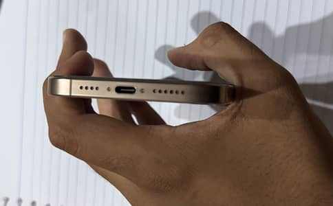Apple iPhone 16 Pro Max