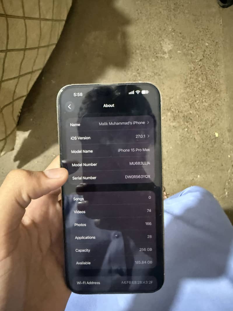 Apple iPhone 15 Pro Max 2